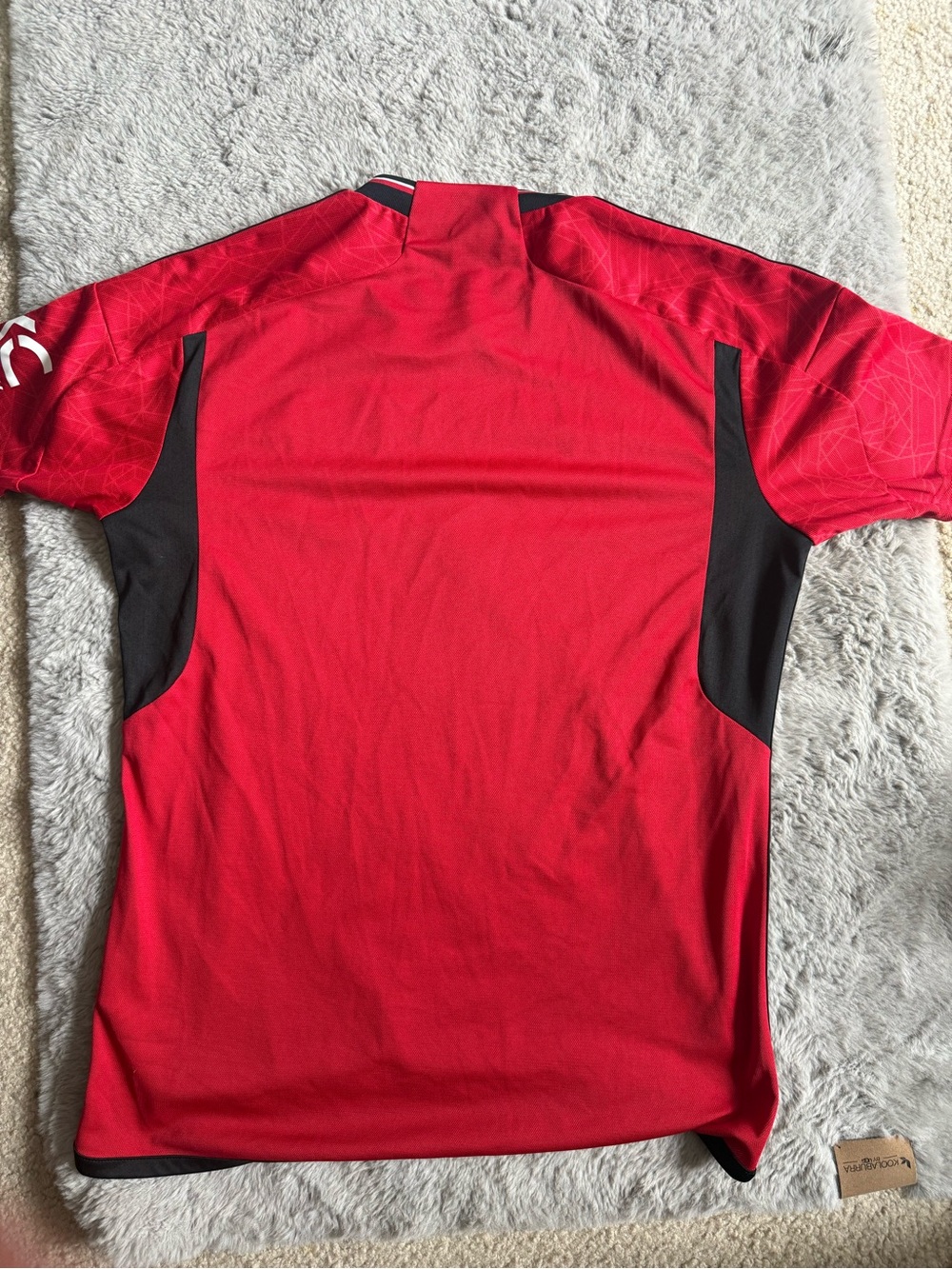 adidas Red Manchester United TeamViewer Home Shirt - Picture 5 of 5